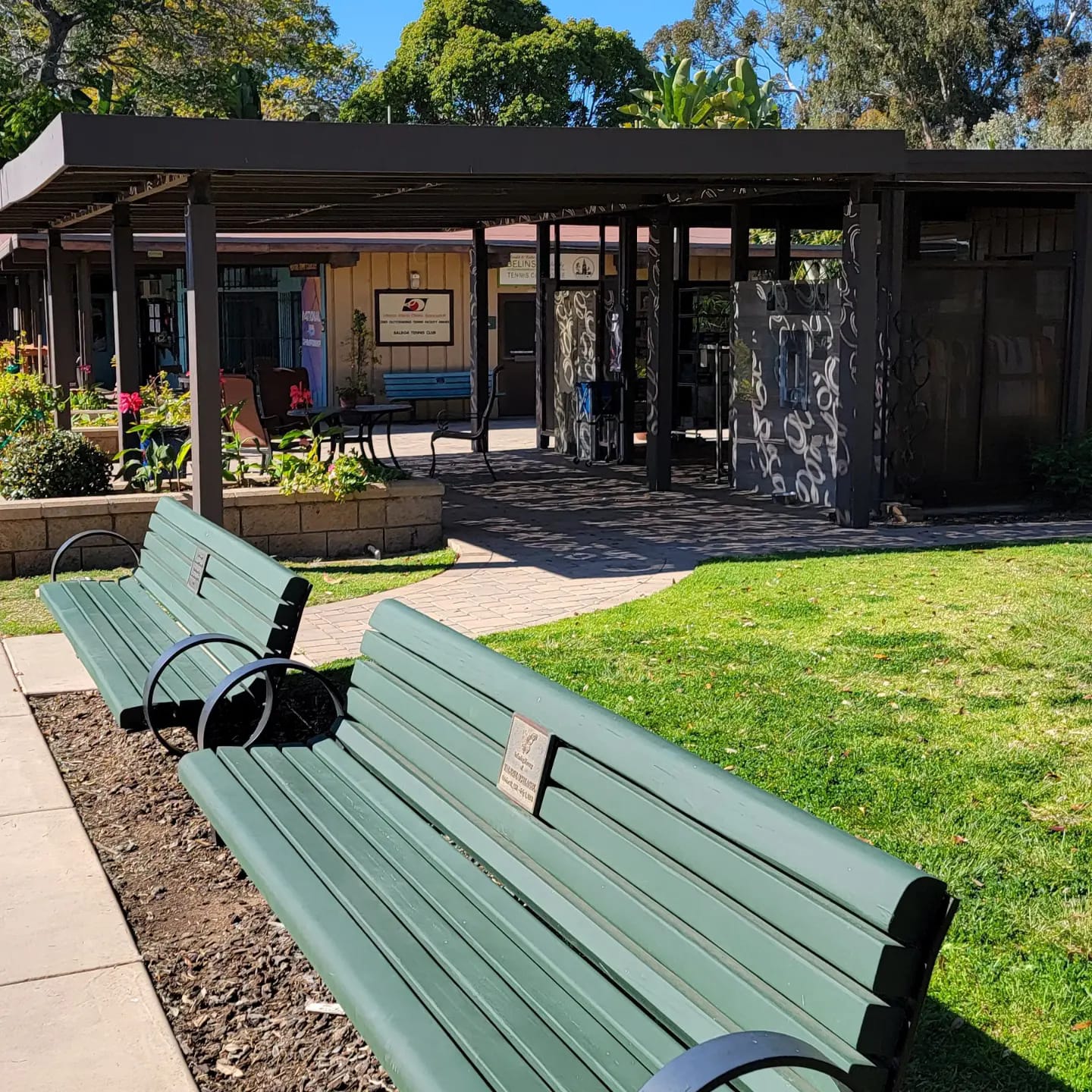 Image of Balboa Tennis Club building